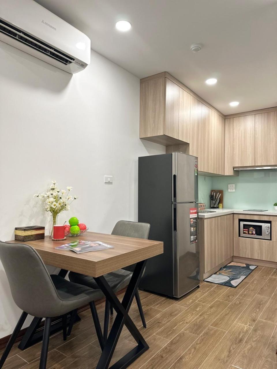 Luxe Paradise Residence Truc Bach Hanoi Esterno foto