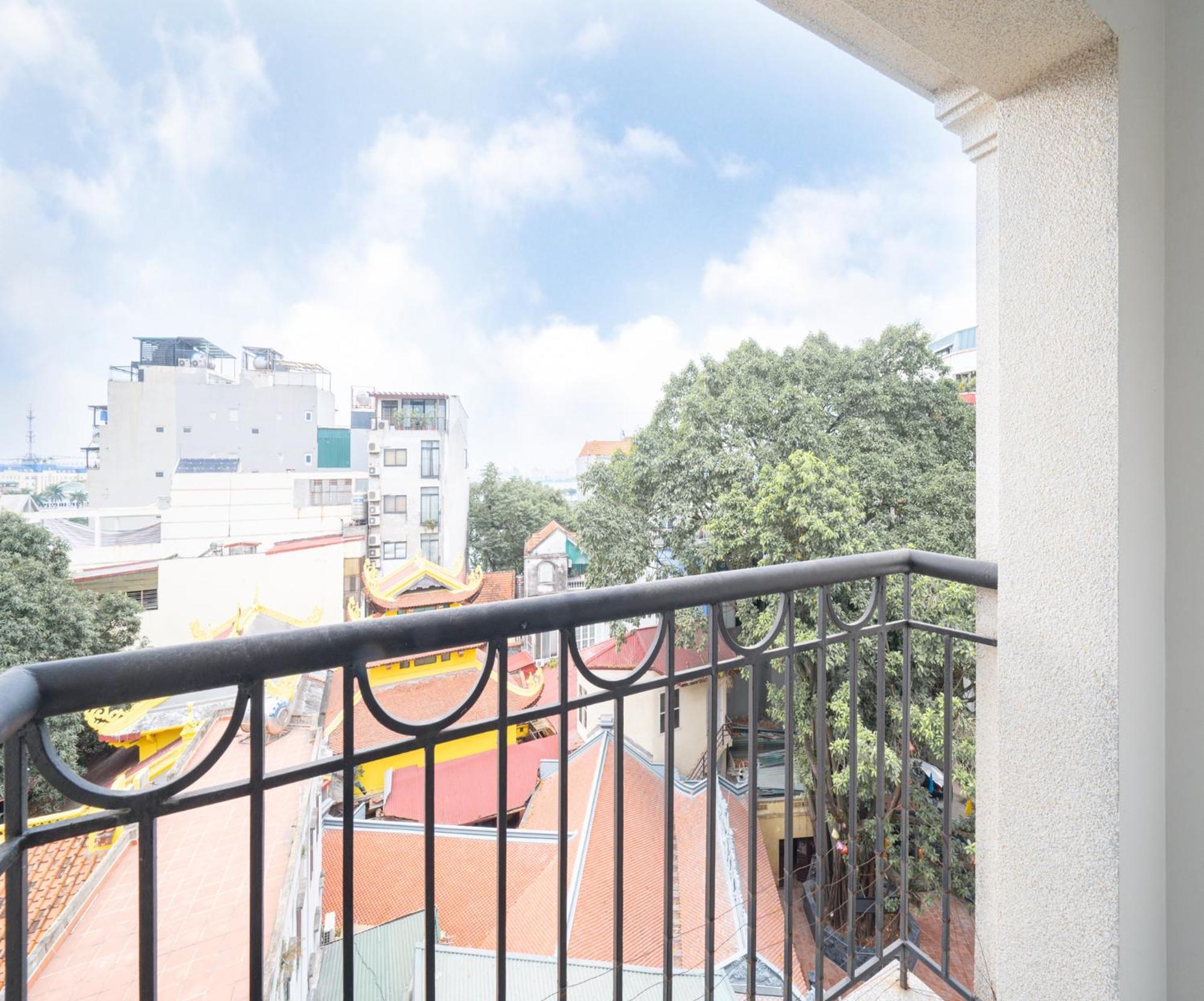 Luxe Paradise Residence Truc Bach Hanoi Esterno foto