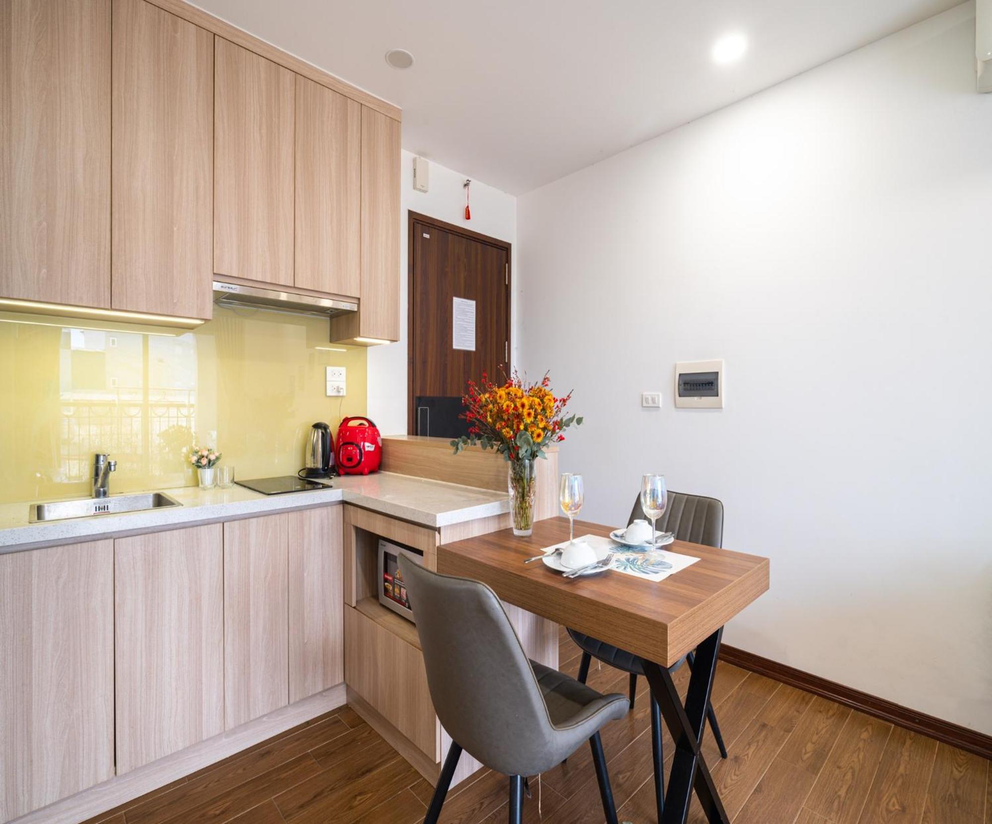 Luxe Paradise Residence Truc Bach Hanoi Esterno foto