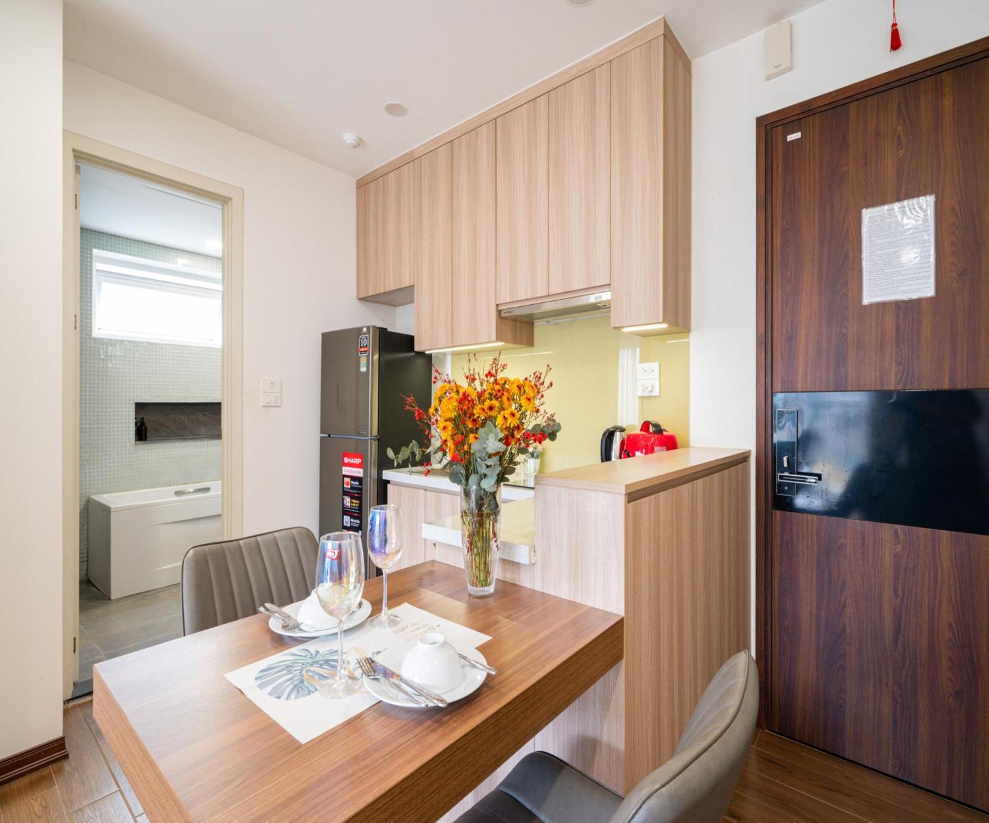 Luxe Paradise Residence Truc Bach Hanoi Esterno foto