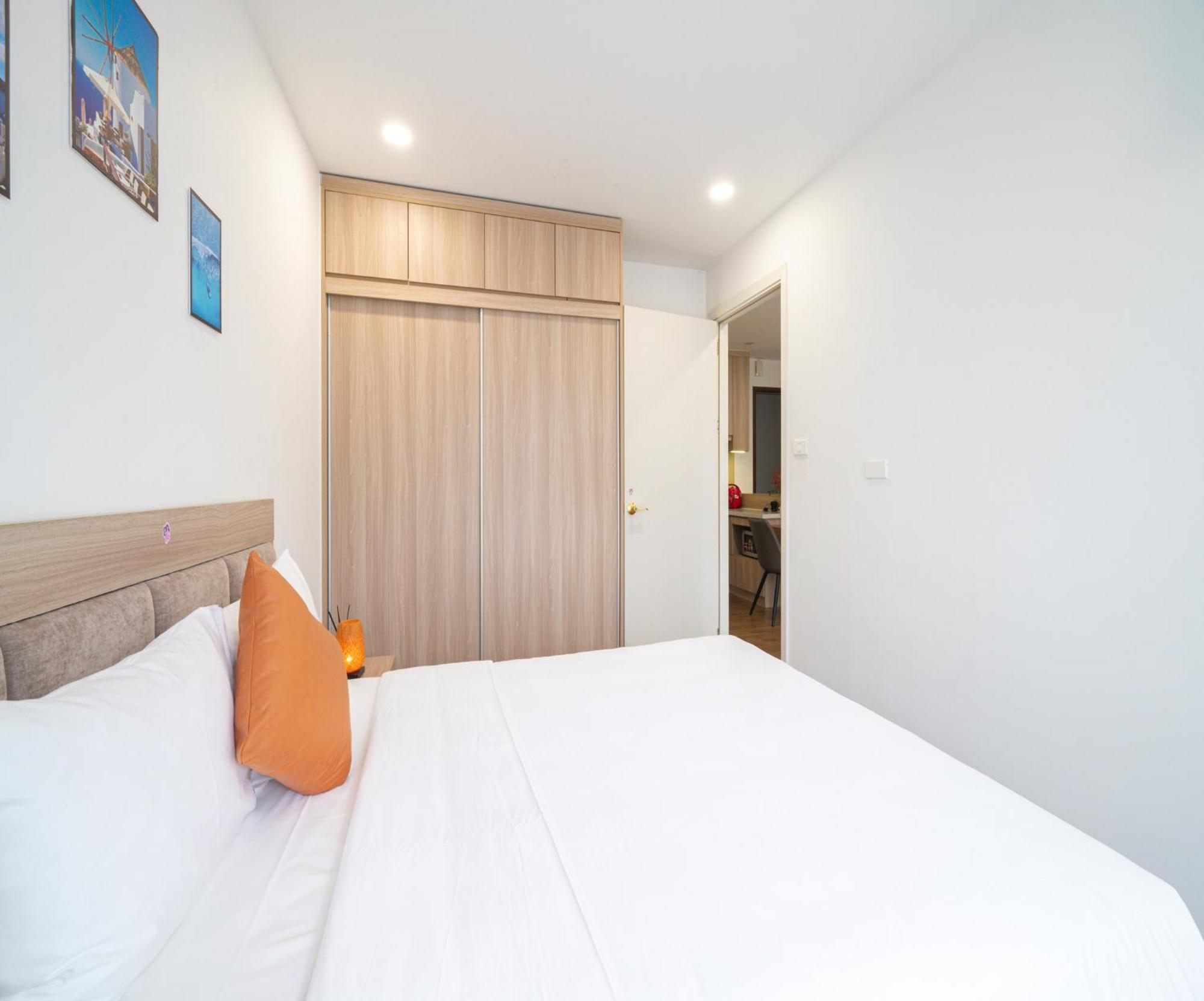 Luxe Paradise Residence Truc Bach Hanoi Esterno foto