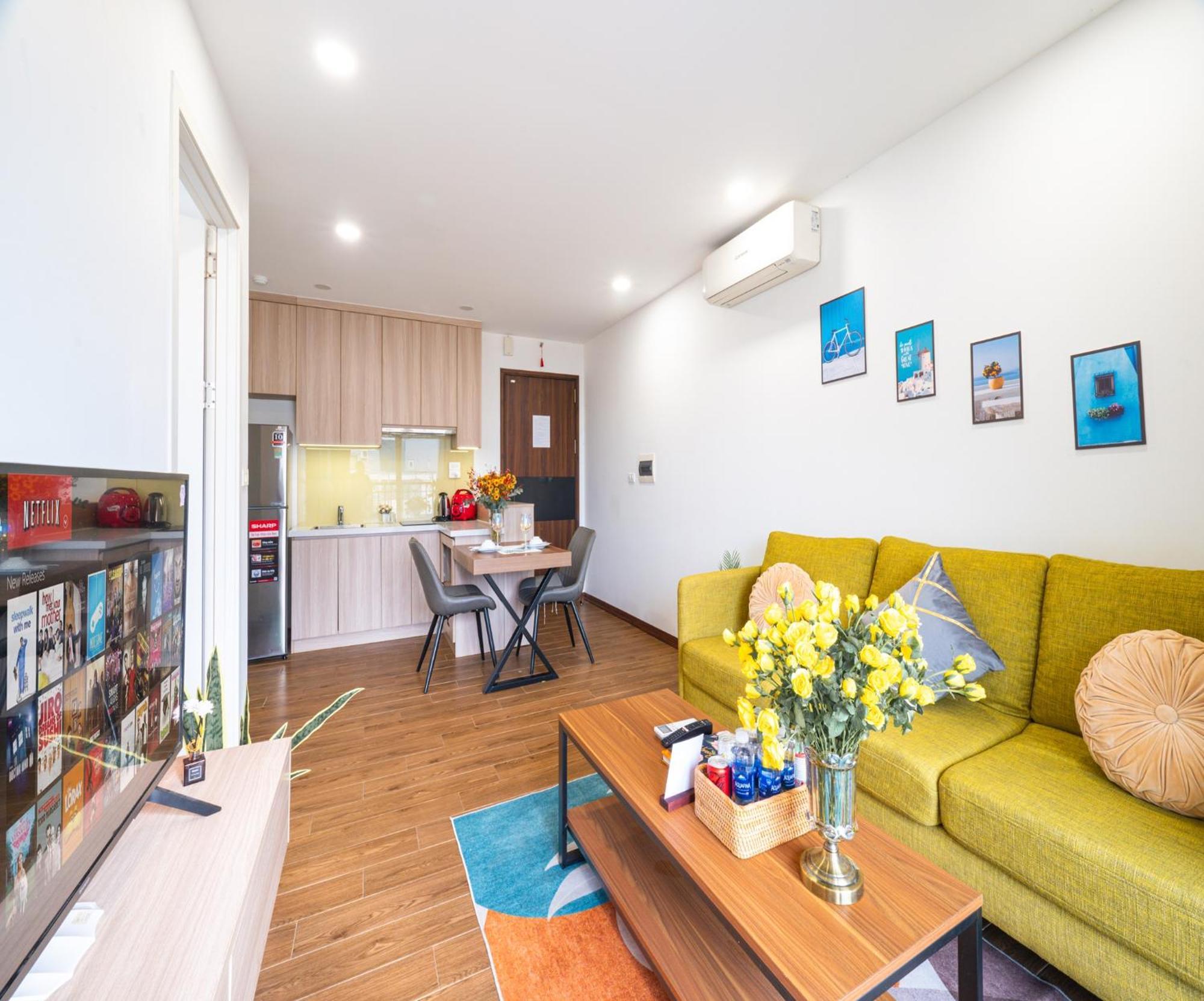 Luxe Paradise Residence Truc Bach Hanoi Esterno foto