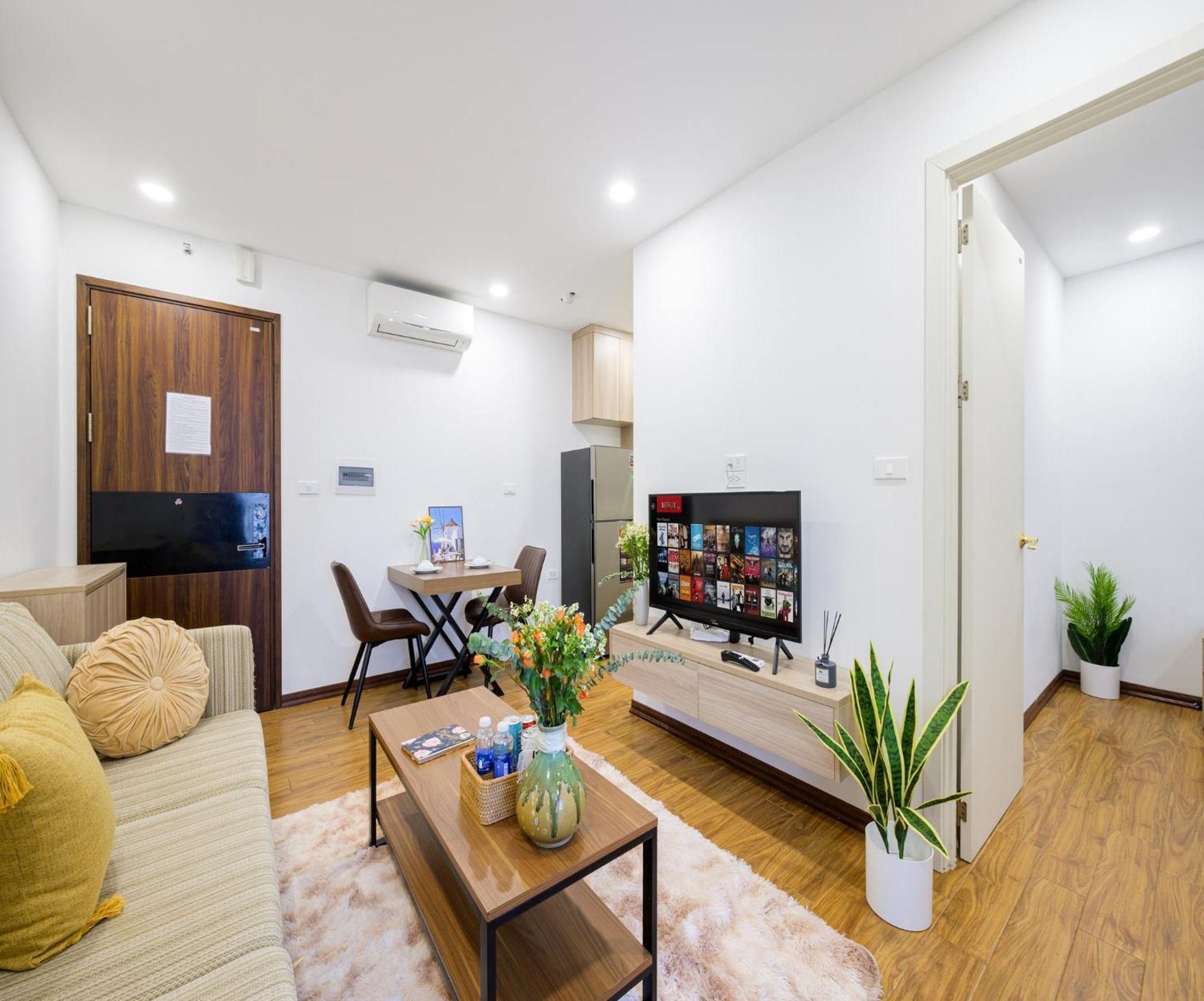 Luxe Paradise Residence Truc Bach Hanoi Esterno foto