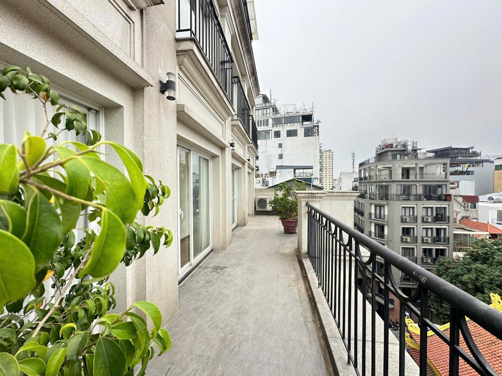 Luxe Paradise Residence Truc Bach Hanoi Esterno foto