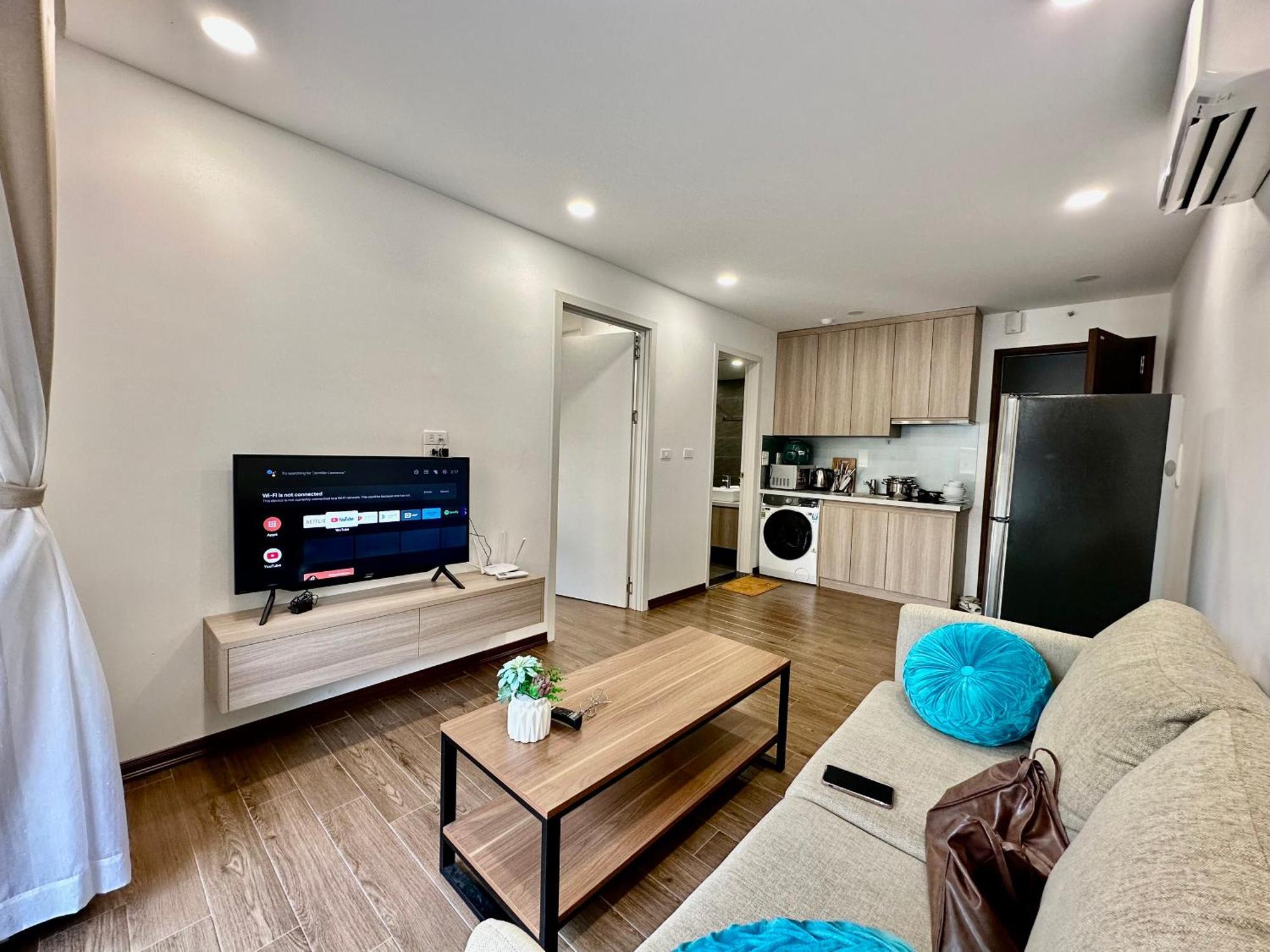 Luxe Paradise Residence Truc Bach Hanoi Esterno foto